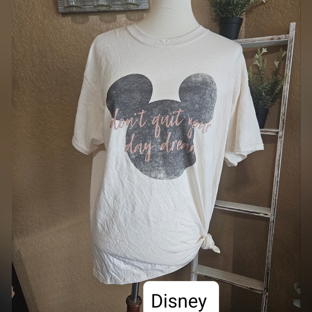 Disney Cream Mickey Mouse Cream Graphic Tee size 1X